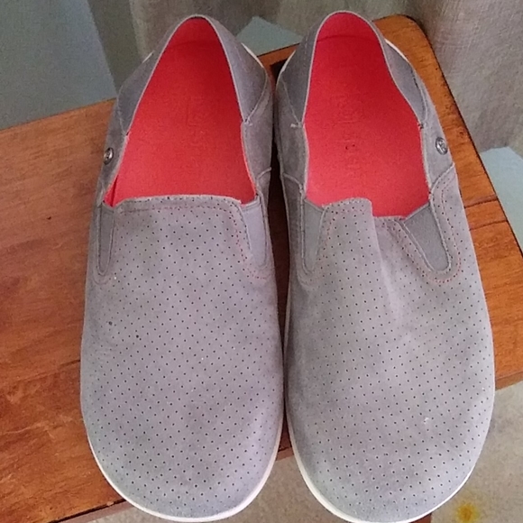 spenco Shoes - Spenco grey suede slip-on loafer Mocs womens 8.5